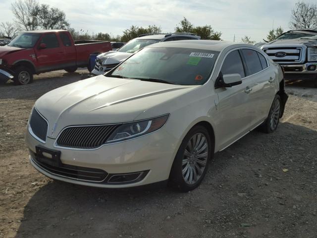 1LNHL9DK6FG600298 - 2015 LINCOLN MKS WHITE photo 2