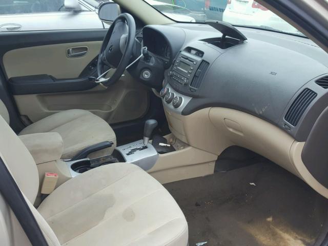 KMHDU46D89U618627 - 2009 HYUNDAI ELANTRA GL TAN photo 5