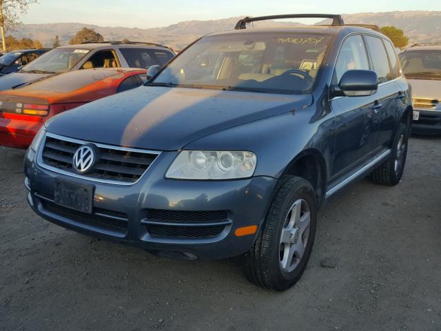 WVGBG77LX5D008972 - 2005 VOLKSWAGEN TOUAREG 3. GRAY photo 2