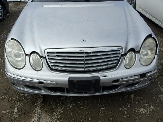 WDBUF65J75A648360 - 2005 MERCEDES-BENZ E 320 SILVER photo 7