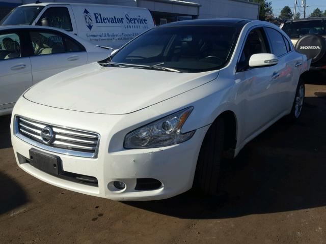 1N4AA5AP7EC487526 - 2014 NISSAN MAXIMA S WHITE photo 2