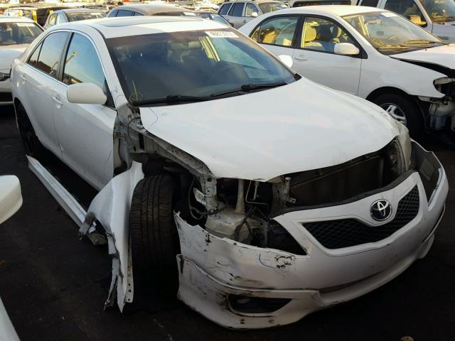 4T1BF3EK2BU588607 - 2011 TOYOTA CAMRY BASE WHITE photo 1