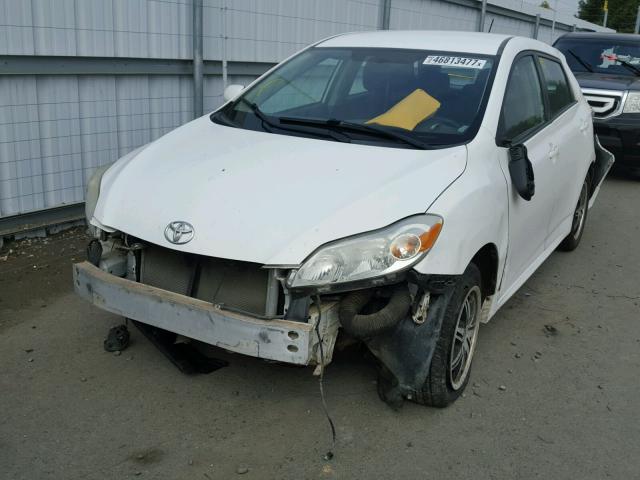 2T1KU40E49C156786 - 2009 TOYOTA COROLLA MA WHITE photo 2