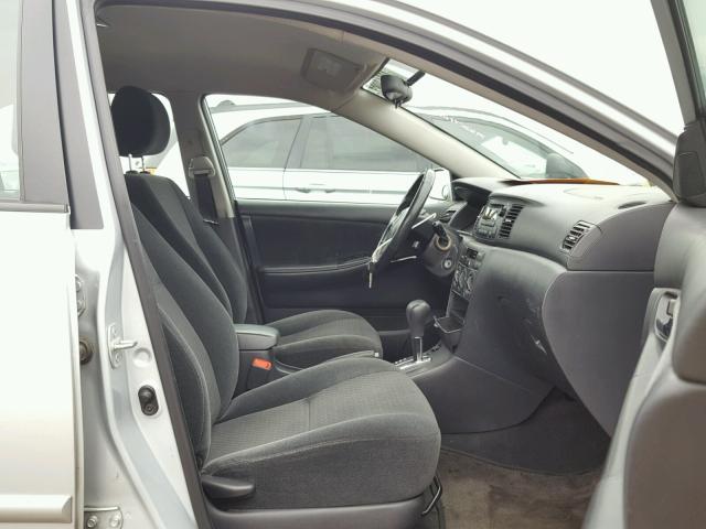 2T1BR32E28C923140 - 2008 TOYOTA COROLLA CE SILVER photo 5