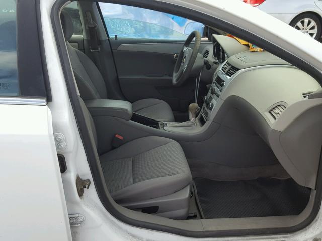 1G1ZC5E14BF164339 - 2011 CHEVROLET MALIBU 1LT WHITE photo 5
