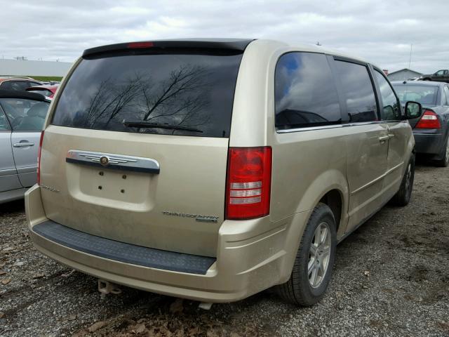 2A4RR2D14AR361423 - 2010 CHRYSLER TOWN & COU GOLD photo 4