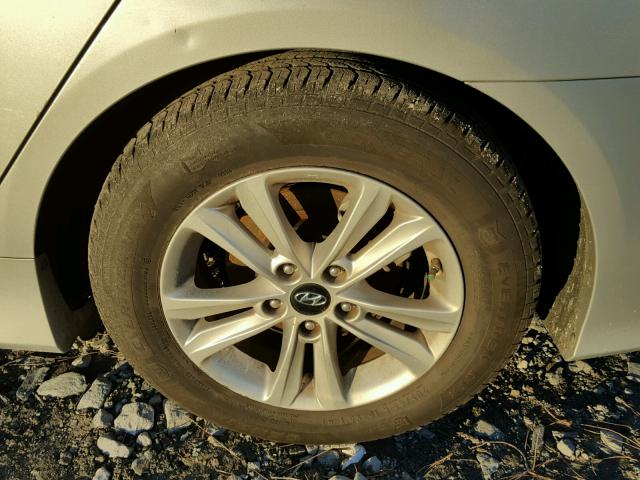 5NPEB4AC8EH939455 - 2014 HYUNDAI SONATA GLS SILVER photo 9