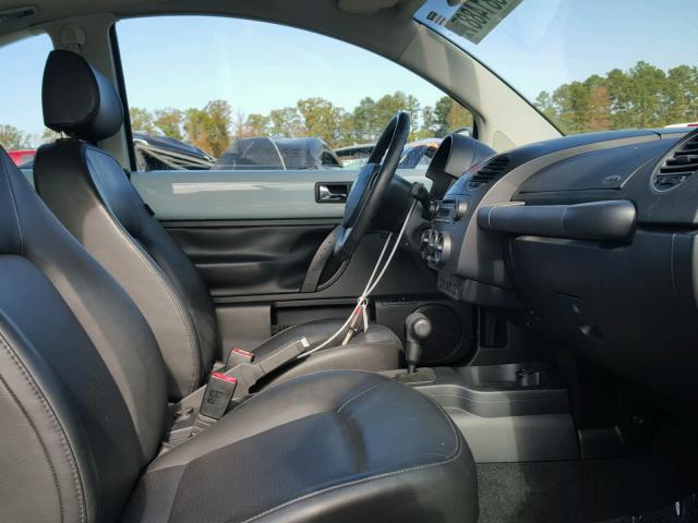 3VWRW3AG7AM032846 - 2010 VOLKSWAGEN NEW BEETLE 蓝色 照片 5