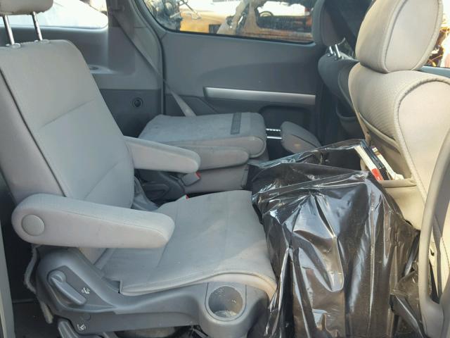 5N1BV28U98N110018 - 2008 NISSAN QUEST S SILVER photo 6