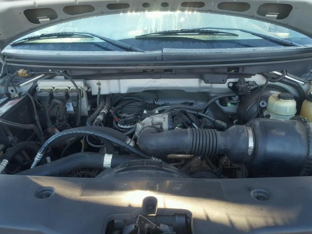 1FTRF12275NB53298 - 2005 FORD F150 SILVER photo 7