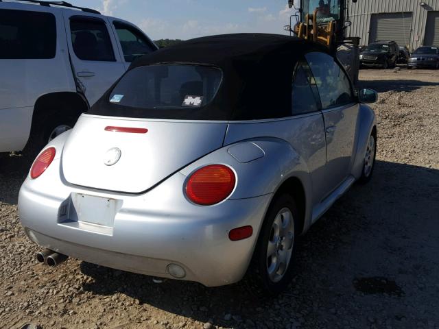 3VWCK21Y63M302401 - 2003 VOLKSWAGEN NEW BEETLE 银色 照片 4