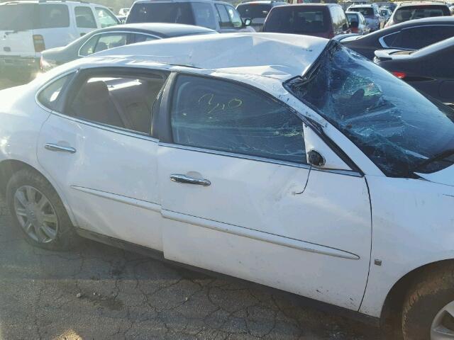 2G4WC582261101344 - 2006 BUICK LACROSSE C WHITE photo 10