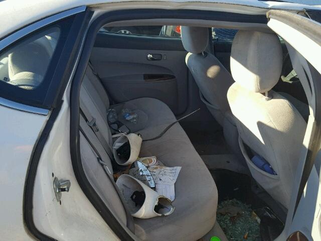 2G4WC582261101344 - 2006 BUICK LACROSSE C WHITE photo 6