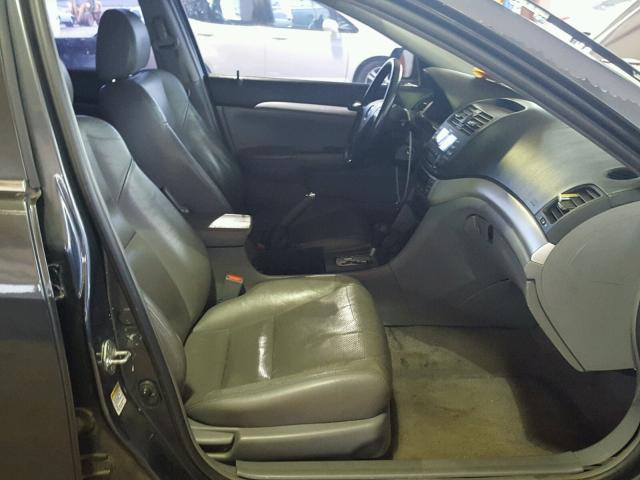 JH4CL96864C040947 - 2004 ACURA TSX GRAY photo 5