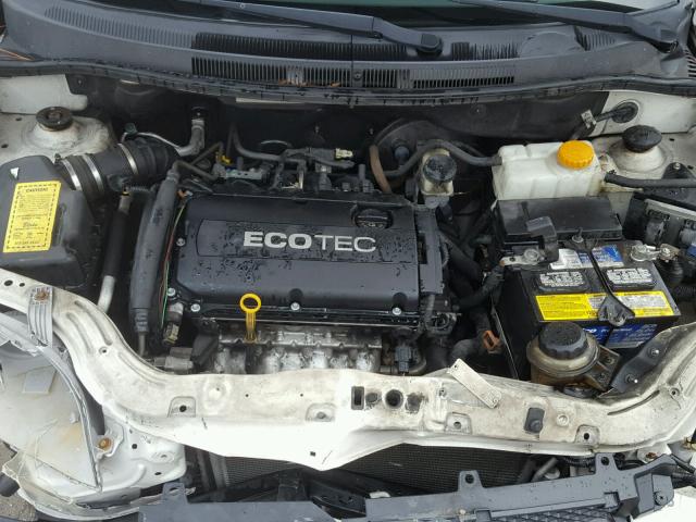 KL1TD56E09B333972 - 2009 CHEVROLET AVEO LS WHITE photo 7