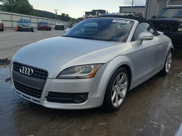 TRULF38J691005372 - 2009 AUDI TT SILVER photo 2