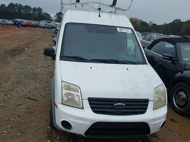 NM0LS7BN2AT038786 - 2010 FORD TRANSIT CO WHITE photo 9