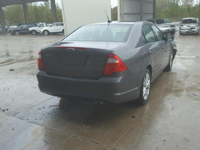 3FAHP0HA1CR194155 - 2012 FORD FUSION SE GRAY photo 4