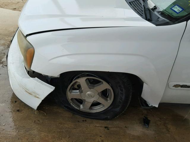 1GNDS13S842105160 - 2004 CHEVROLET TRAILBLAZE WHITE photo 9