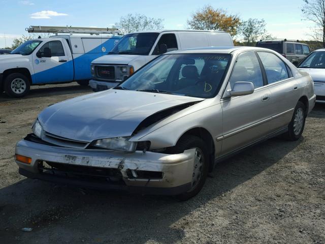 1HGCD5660VA088349 - 1997 HONDA ACCORD EX GRAY photo 2