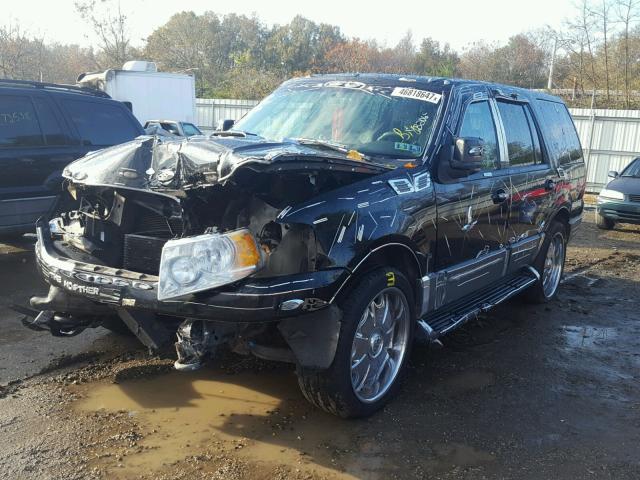 1FMFU16L73LC41137 - 2003 FORD EXPEDITION BLACK photo 2