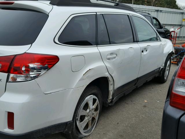 4S4BRCGC4D3283194 - 2013 SUBARU OUTBACK 2. WHITE photo 9