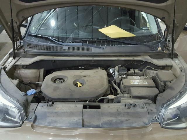 KNDJP3A59E7059400 - 2014 KIA SOUL + BROWN photo 7