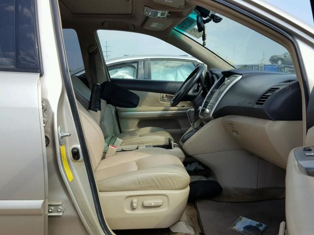 JTJHW31U860039137 - 2006 LEXUS RX 400 GOLD photo 5