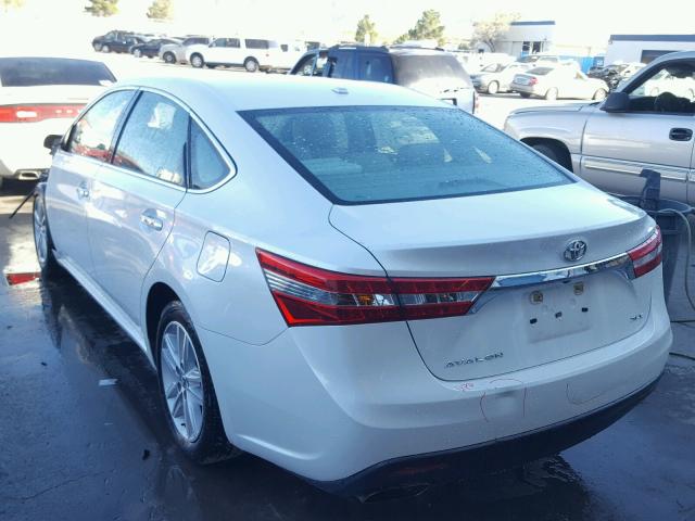 4T1BK1EB7FU178004 - 2015 TOYOTA AVALON XLE WHITE photo 3