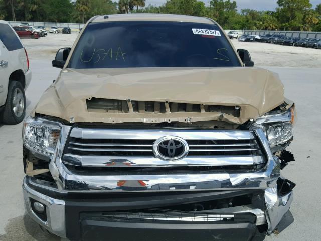 5TFDW5F17HX615760 - 2017 TOYOTA TUNDRA CRE BEIGE photo 9