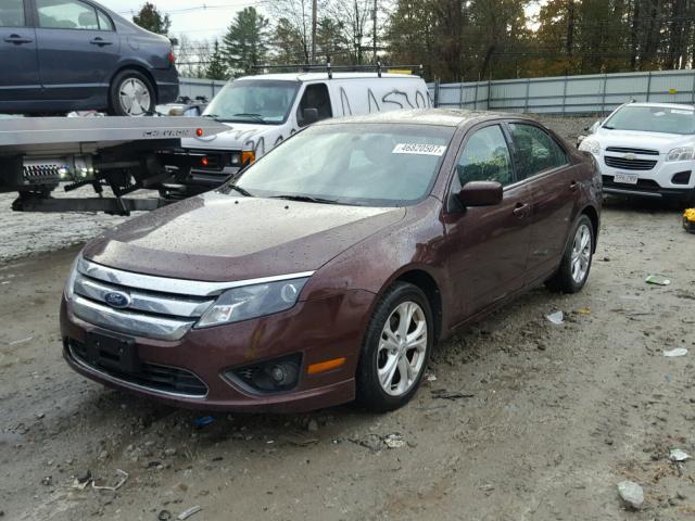 3FAHP0HA0CR152351 - 2012 FORD FUSION SE BURGUNDY photo 2