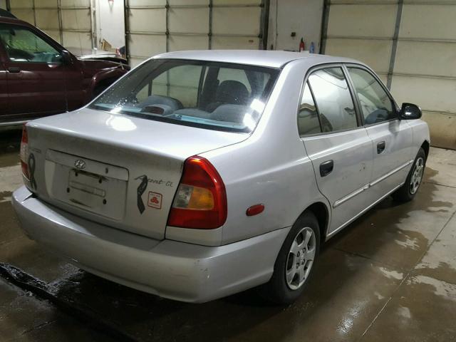 KMHCG45C82U269373 - 2002 HYUNDAI ACCENT GL SILVER photo 4