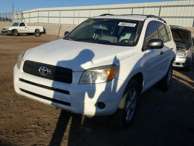 JTMBD33V286089567 - 2008 TOYOTA RAV4 WHITE photo 2