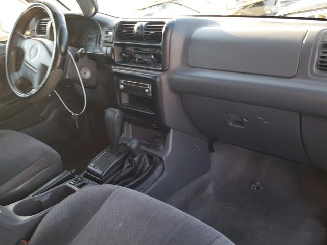 4S6DM58W614402582 - 2001 HONDA PASSPORT E WHITE photo 9