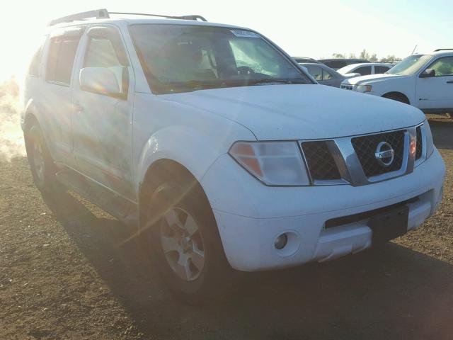 5N1AR18W35C764645 - 2005 NISSAN PATHFINDER WHITE photo 1