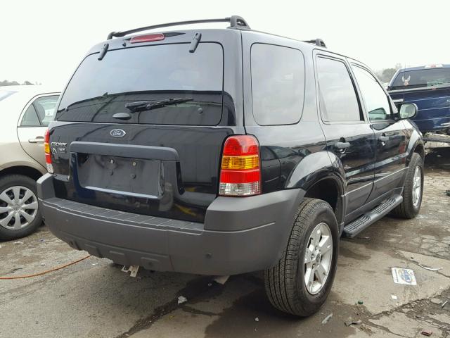 1FMCU93Z06KC55157 - 2006 FORD ESCAPE XLT BLACK photo 4