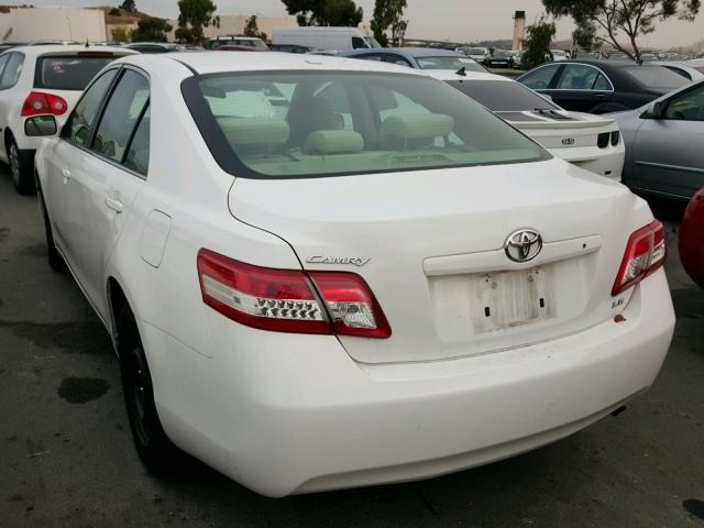 4T4BF3EK3AR015946 - 2010 TOYOTA CAMRY BASE WHITE photo 3