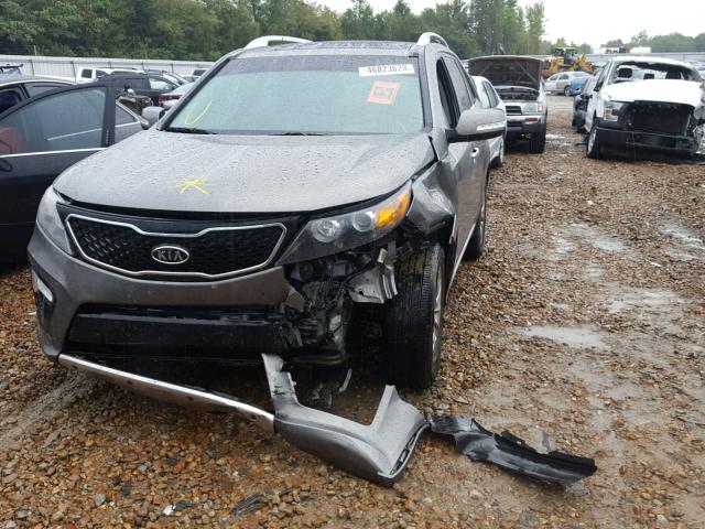 5XYKWDA29CG194394 - 2012 KIA SORENTO SX GRAY photo 2