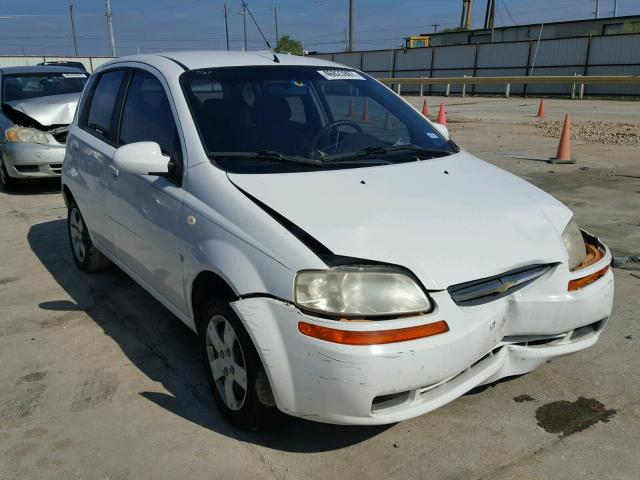 KL1TD66617B721353 - 2007 CHEVROLET AVEO BASE WHITE photo 1