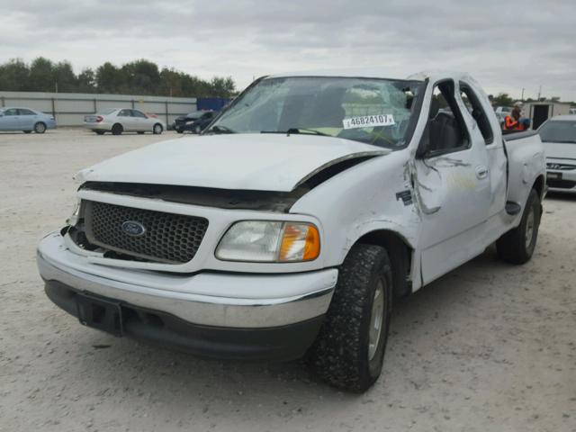 1FTRX07203KB82415 - 2003 FORD F150 WHITE photo 2