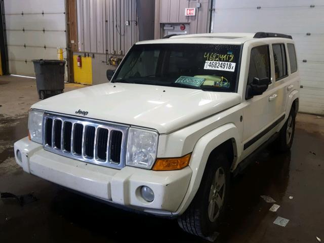 1J8HG48P07C592072 - 2007 JEEP COMMANDER WHITE photo 2