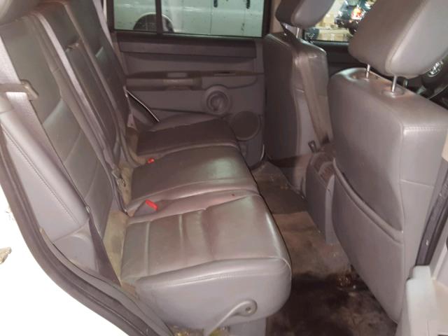 1J8HG48P07C592072 - 2007 JEEP COMMANDER WHITE photo 6