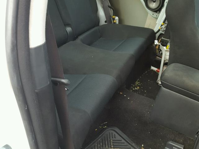 JTKDE3B75A0321380 - 2010 TOYOTA SCION TC 白色 照片 6