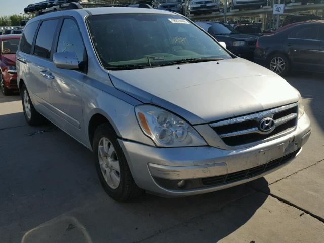 KNDMC233776018755 - 2007 HYUNDAI ENTOURAGE GRAY photo 1