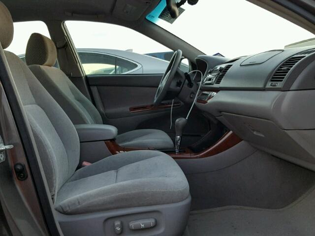 4T1BE32K54U810941 - 2004 TOYOTA CAMRY LE GRAY photo 5