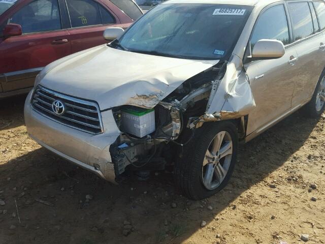 JTEDS43A082064879 - 2008 TOYOTA HIGHLANDER GOLD photo 9