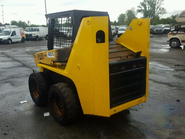 1417198 - 2001 GEHL SKIDLOADER YELLOW photo 3