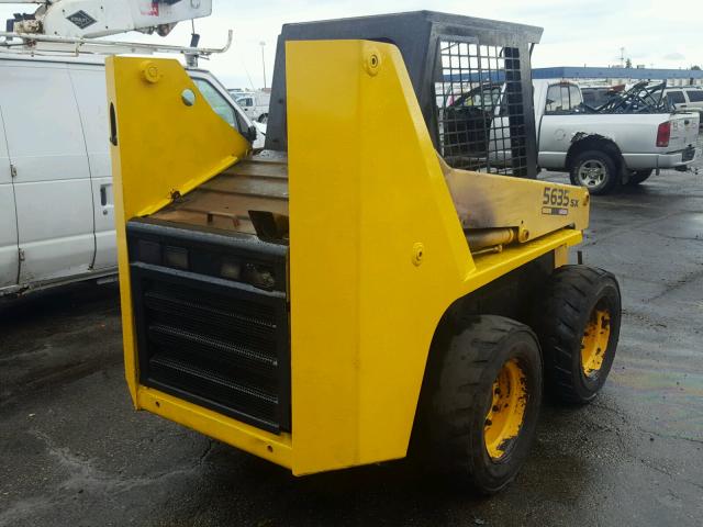 1417198 - 2001 GEHL SKIDLOADER YELLOW photo 4