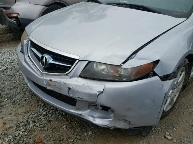 JH4CL96804C019737 - 2004 ACURA TSX SILVER photo 9