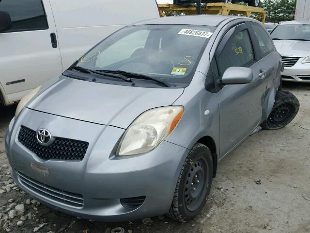 JTDJT923075042852 - 2007 TOYOTA YARIS GRAY photo 2